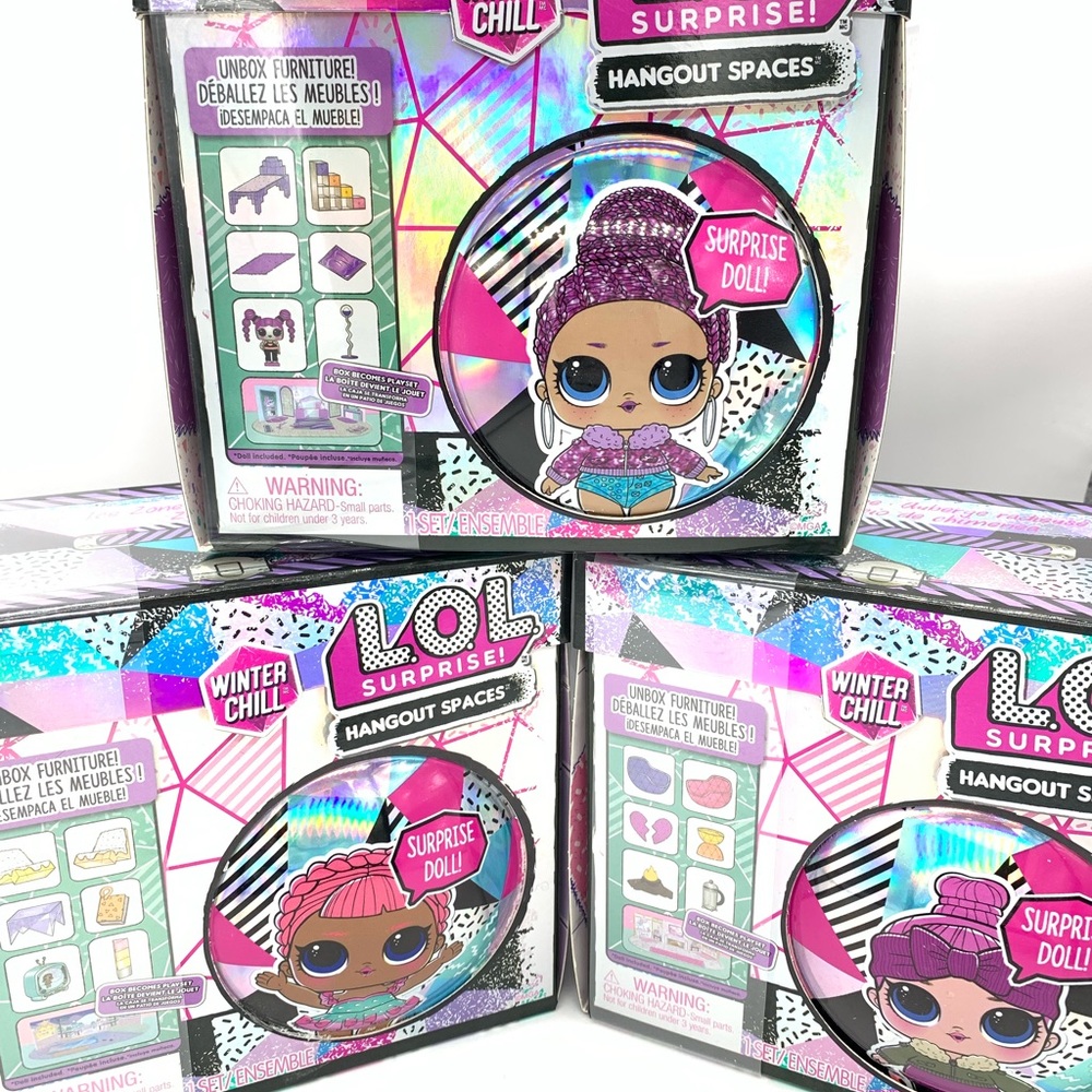 Set of three lol surprise play sets